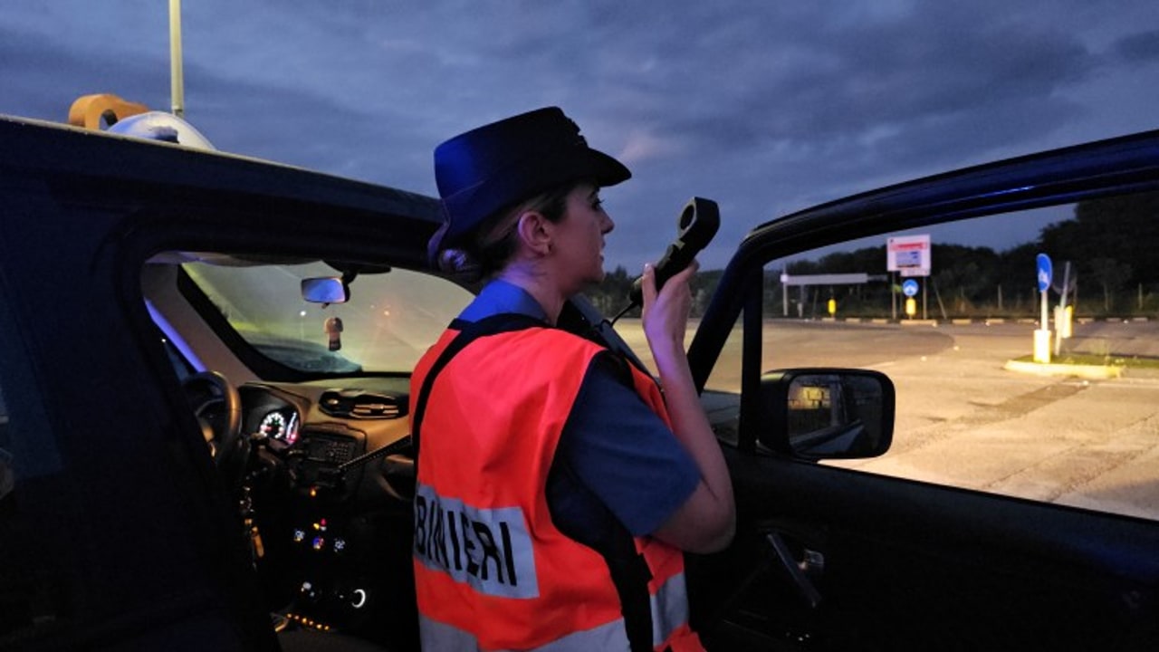 Controlli del Carabinieri: denunce e patenti ritirate per guida in stato di ebbrezza