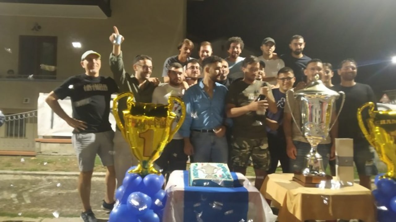 Castel del Lago, festa di piazza per la vittoria rionale