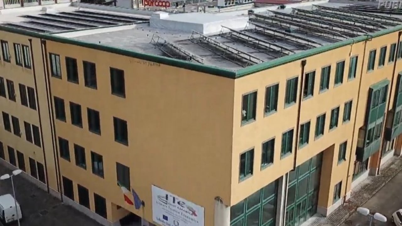 Energie rinnovabili: si formano gli specialisti. Domani si presenta il corso all'Ite Amabile