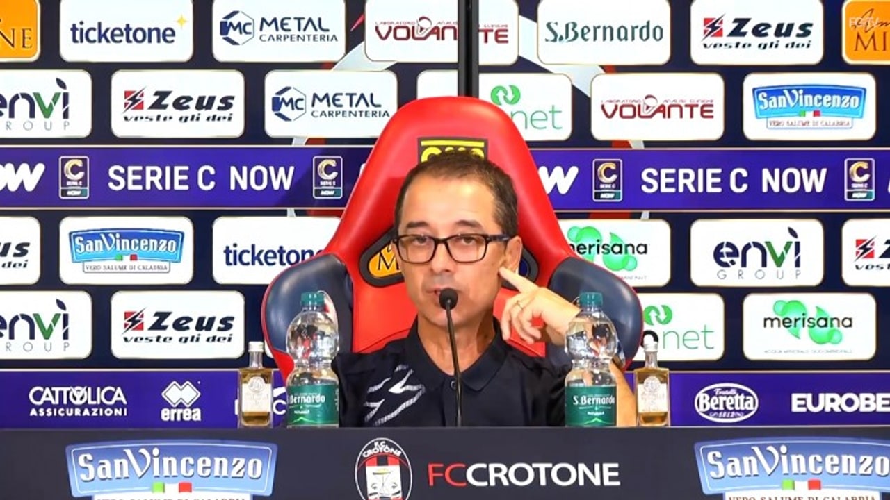 Longo avverte l'Avellino: "Il Crotone non è in disarmo"
