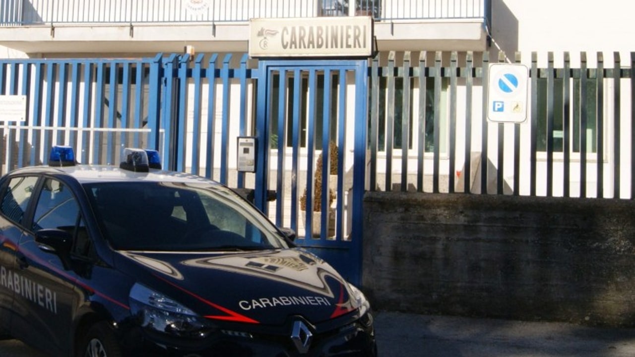 Sant’Angelo dei Lombardi, associazione di tipo mafioso: i Carabinieri arrestano un 34enne