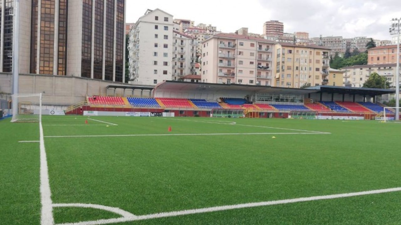 E' ufficiale:&nbsp;Potenza-Avellino si giocher&agrave; domenica alle ore 12.30