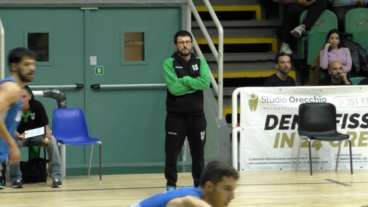 Scandone, domani scontro al vertice contro la Dinamo Brindisi. Sanfilippo: "La difesa sarà fondamentale"