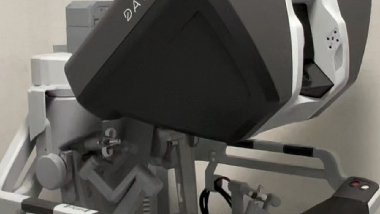 Moscati, 350 interventi ad Urologia con Robot Da Vinci. Alaia: "Risultato straordinario per Sanità irpina"