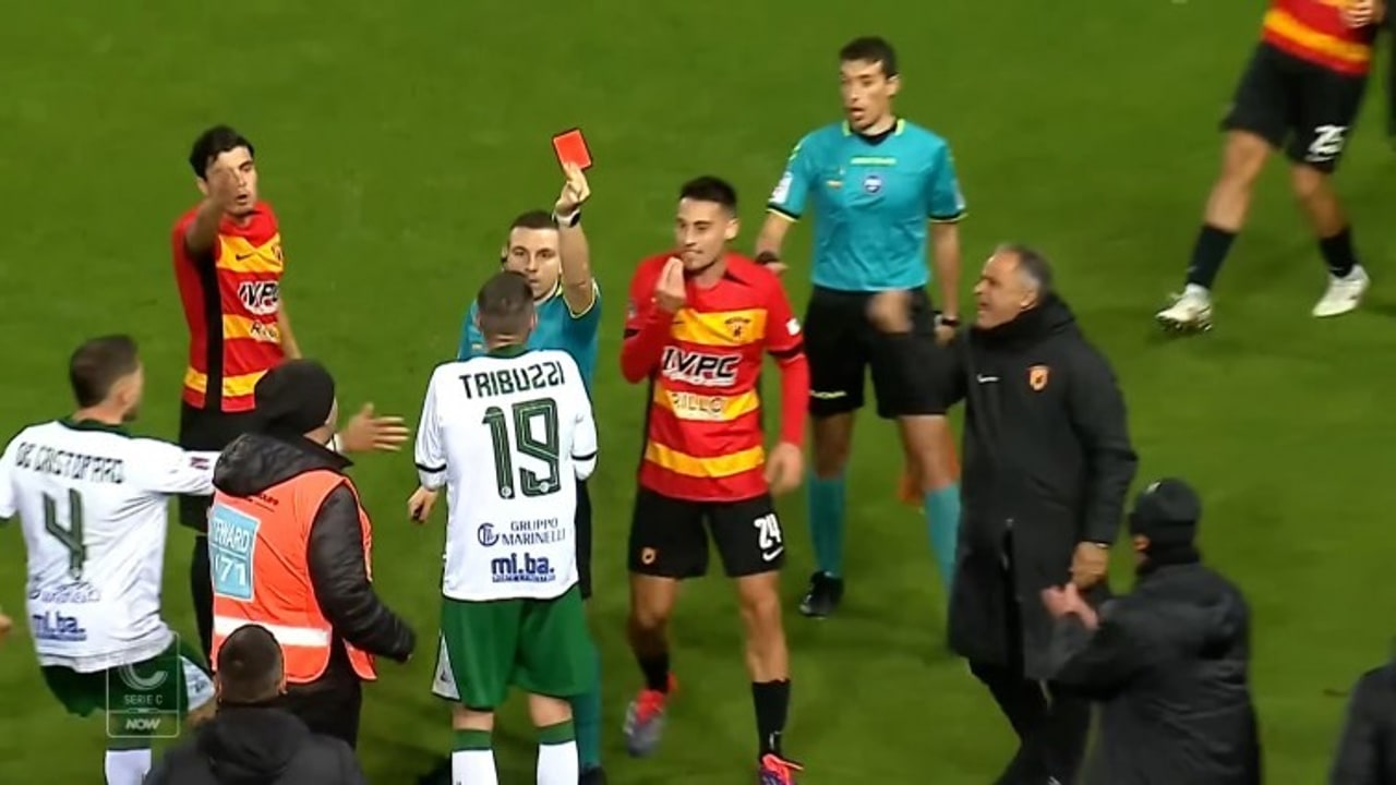 Avellino, due turni a Tribuzzi: due giornate di stop anche a Visconti