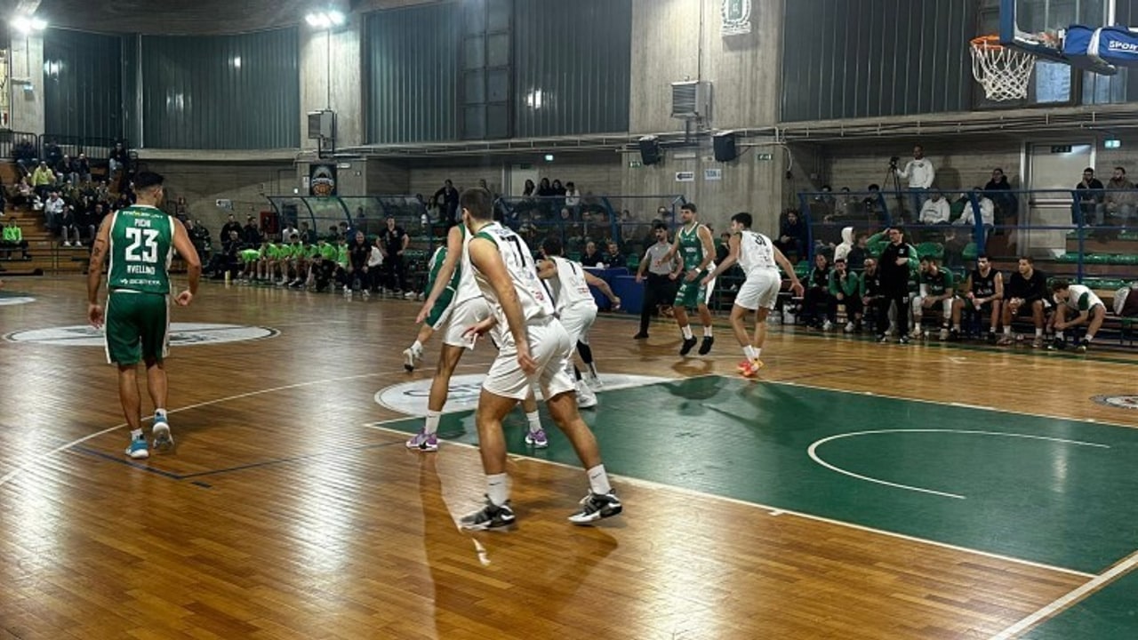 La Scandone non sbaglia mai in trasferta: Corato ko per 79-89