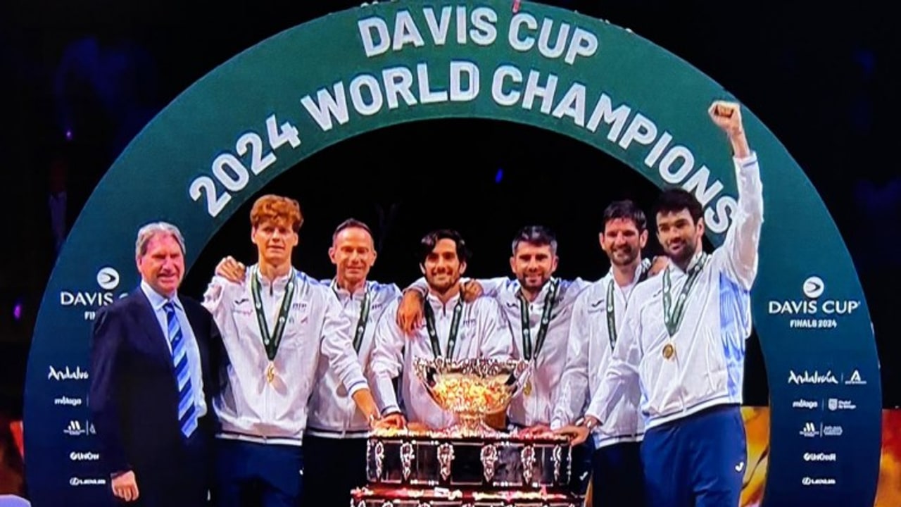 Berrettini e Sinner affondano l'Olanda: l'Italia vince la Coppa Davis 2024