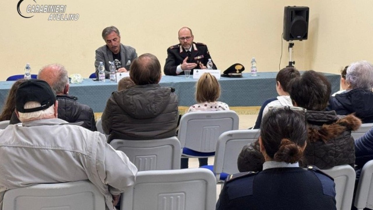 Montella e Cassano Irpino, Carabinieri in prima linea contro le truffe: continuano gli incontri a difesa degli anziani
