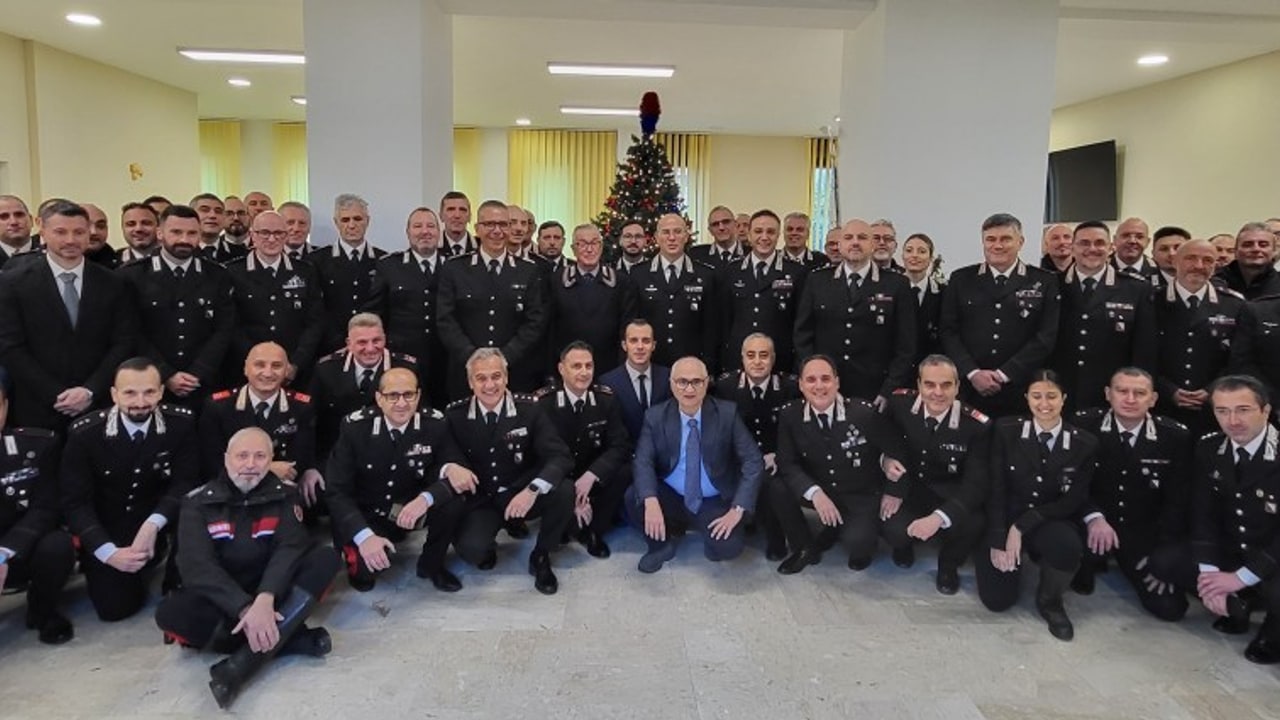 Il Comandante Legione Carabinieri Campania, Canio Giuseppe La Gala, in visita ad Avellino