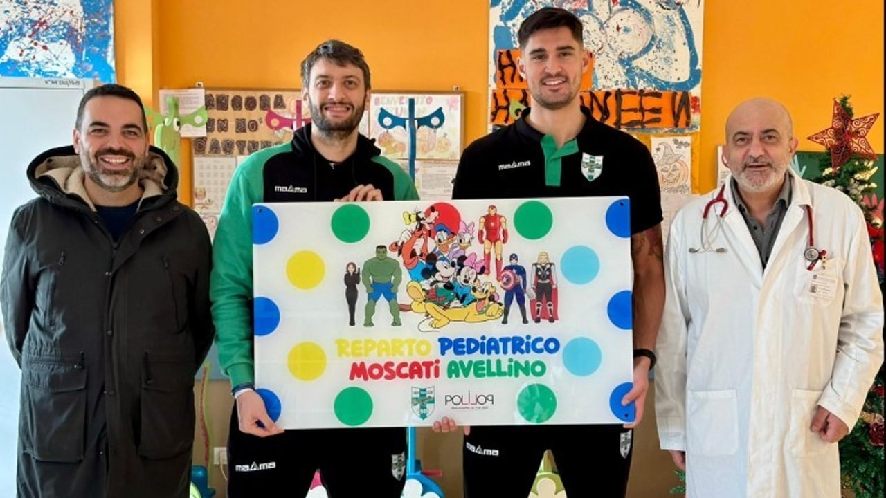 La Scandone in visita al reparto pediatrico del Moscati