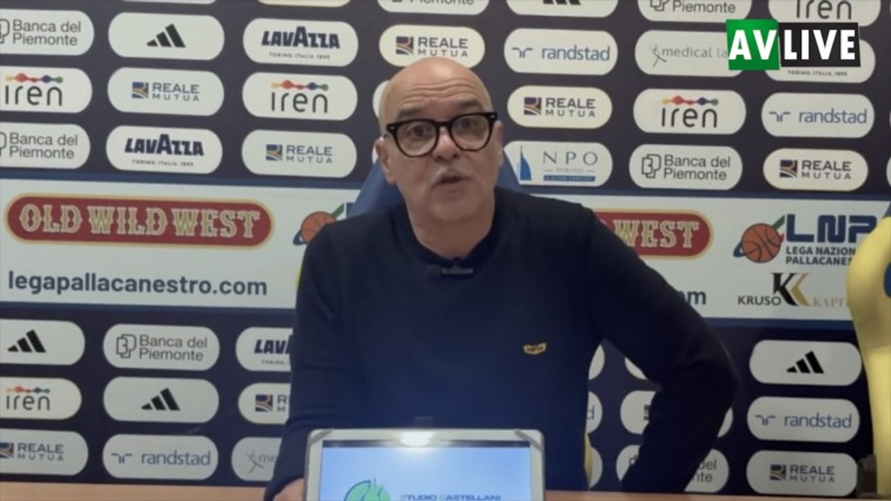 Coach Crotti commenta la quinta vittoria consecutiva dell'Avellino Basket corsara a Torino 88-89
