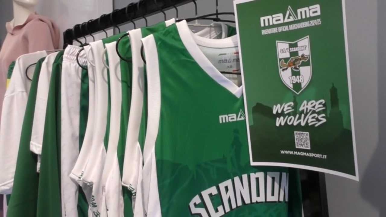 Scandone e Magma presentano il merchandising della società biancoverde