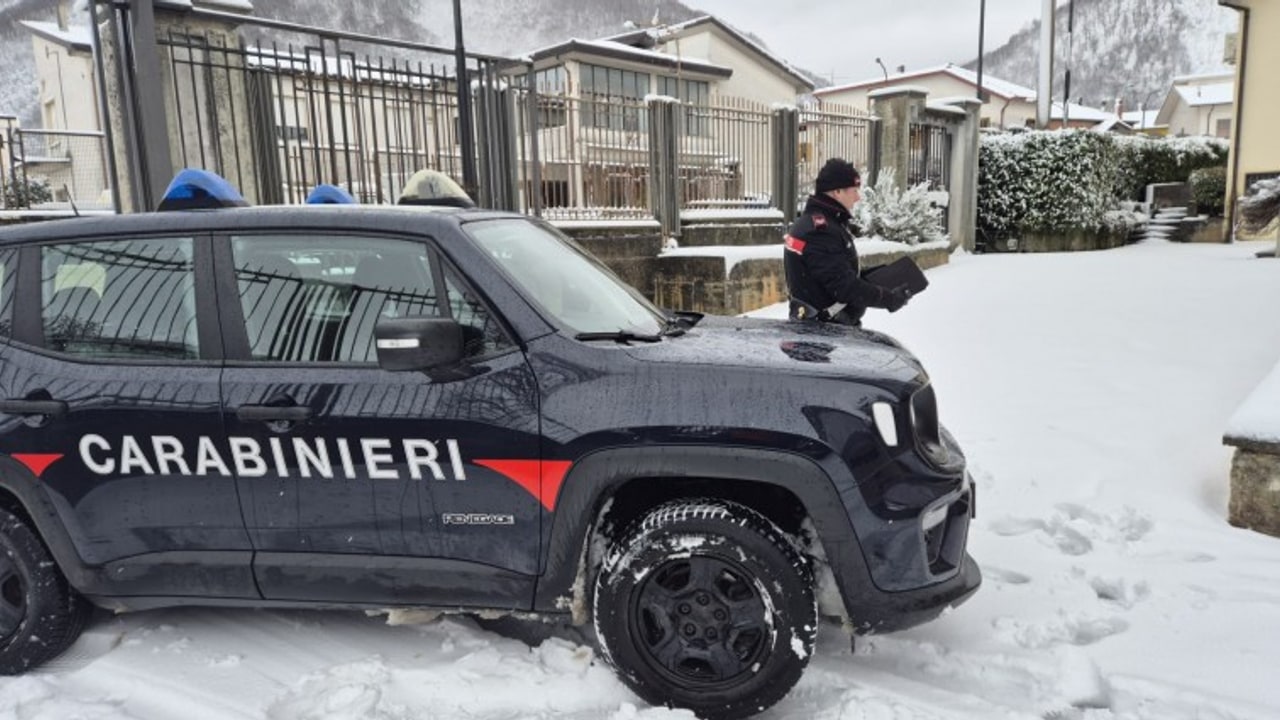 Volturara, colto da malore 77enne muore sotto la neve
