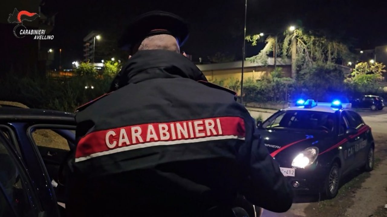 Avellino, i Carabinieri intensificano i controlli in Piazza Kennedy