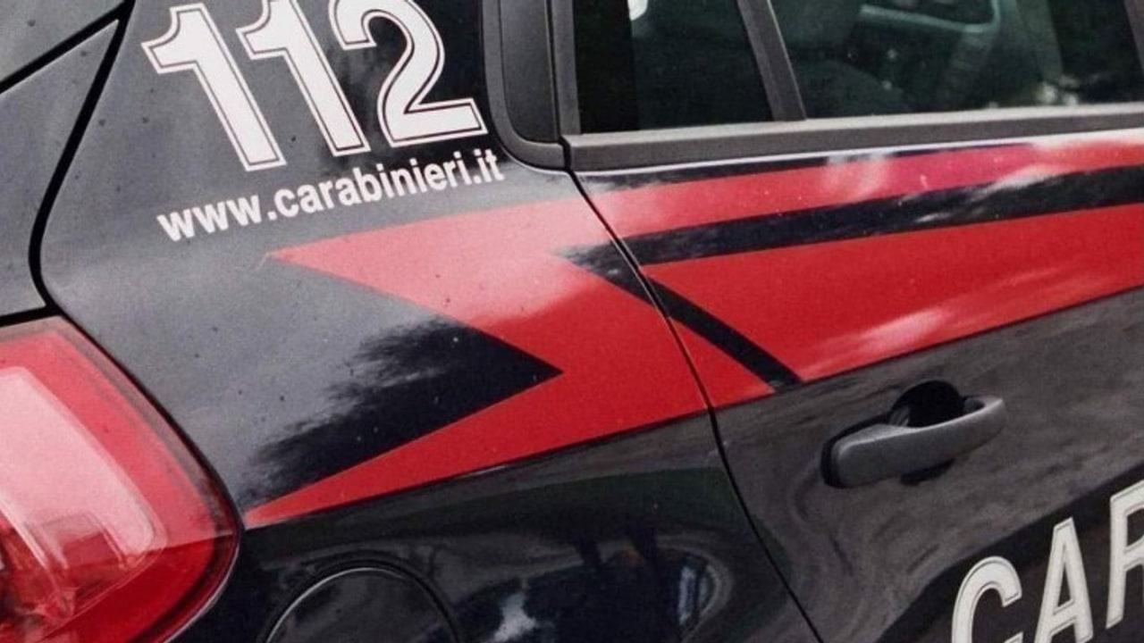 Avellino, 19enne ferito da colpo di pistola alla schiena