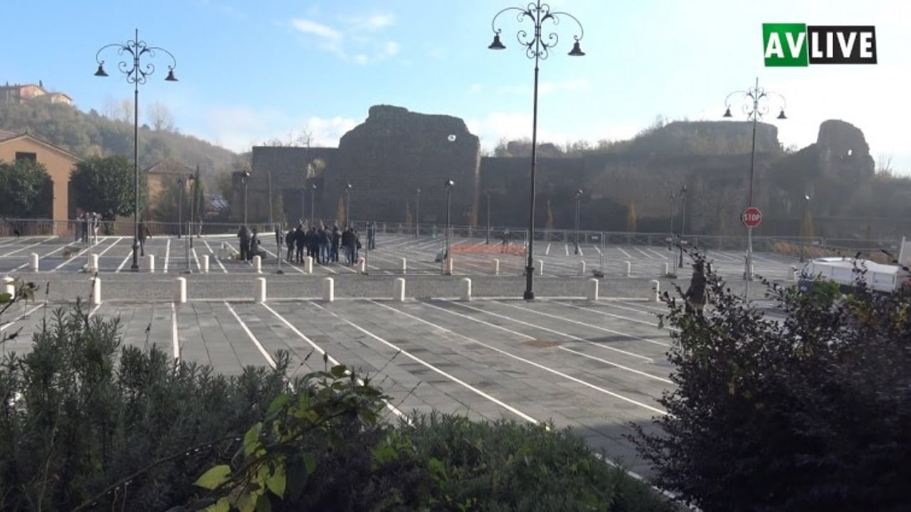 Largo Castello, al via il senso unico di marcia verso Corso Umberto I