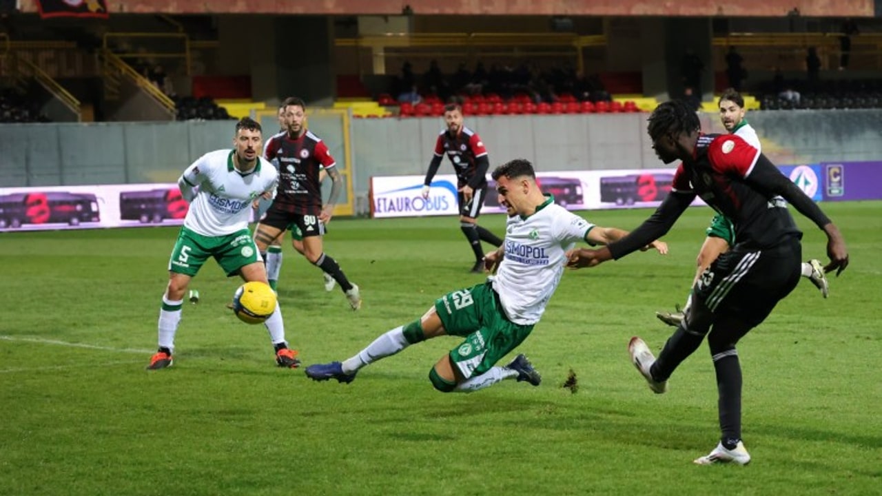 Avellino, con il Crotone un big match da non sbagliare