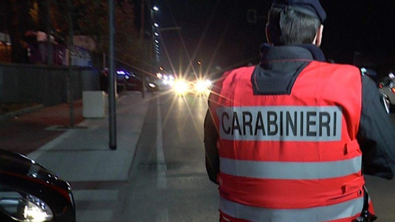 Controlli antidroga dei Carabinieri, arrestato 43enne in Piazza Kennedy