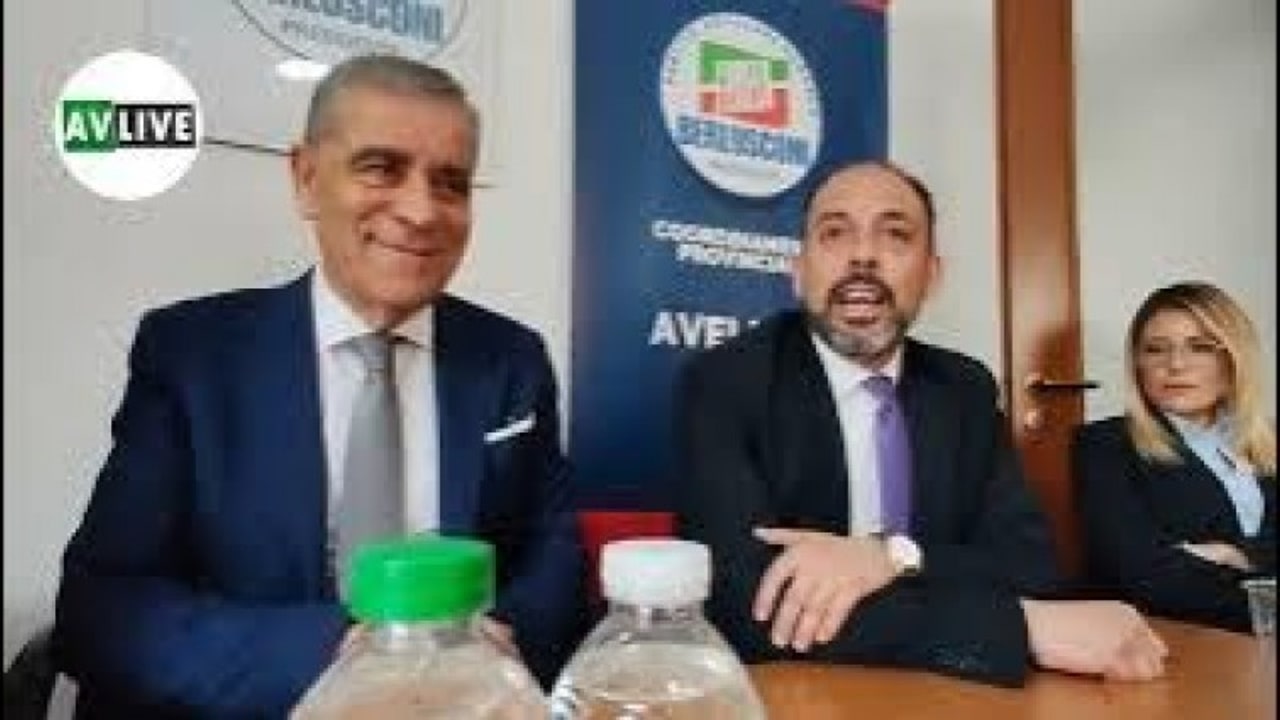 Case popolari e aumento dei fitti, Petitto attacca De Luca