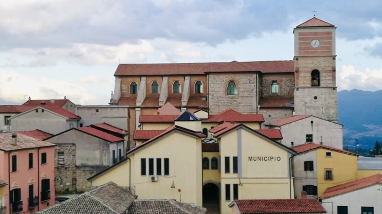Sant'Angelo dei Lombardi, il Consiglio comunale si oppone al fotovoltaico