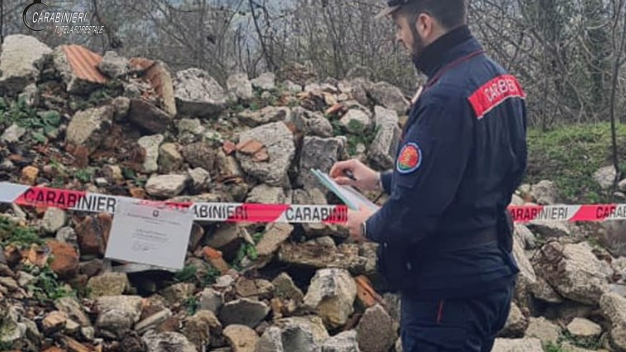 Mercogliano, gestione illecita di rifiuti: denunciato un imprenditore