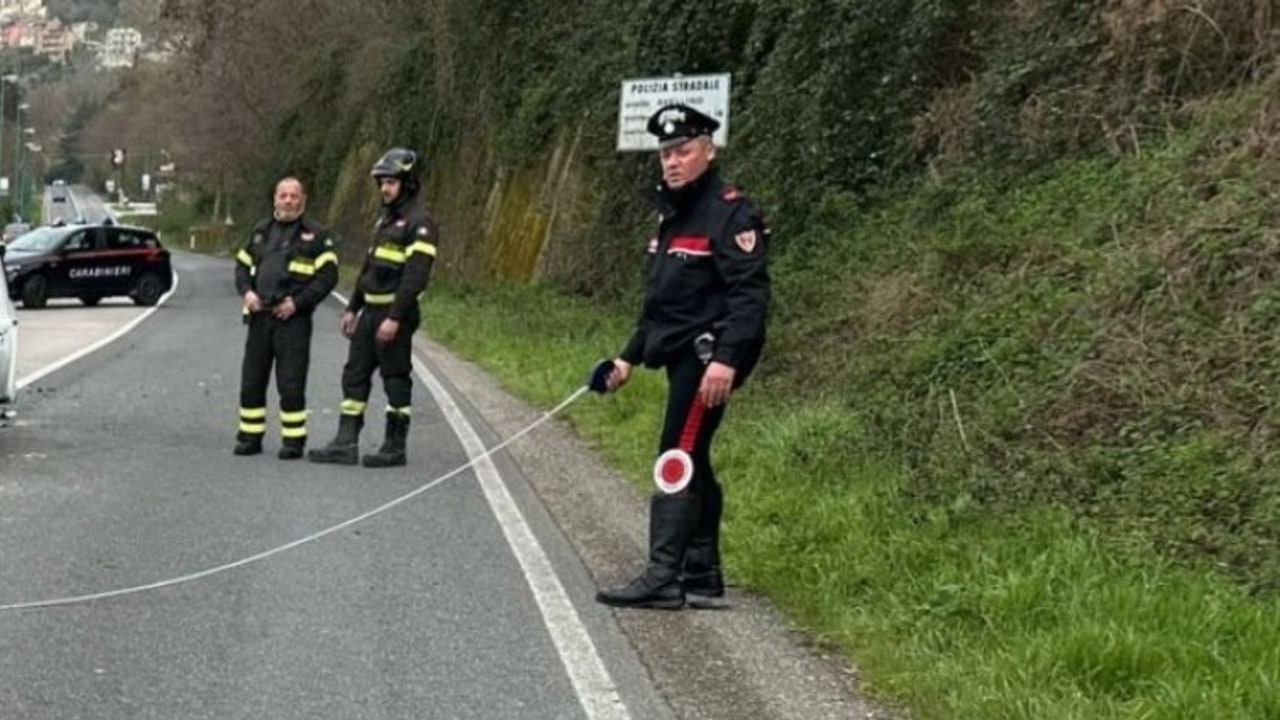 Chiusano San Domenico, incidente tra due auto sulla Provinciale: morto uno dei conducenti