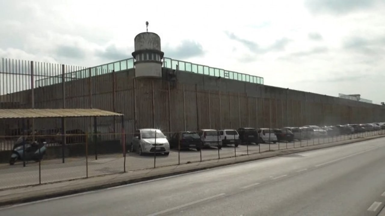 Ariano Irpino, ennesima rivolta in carcere