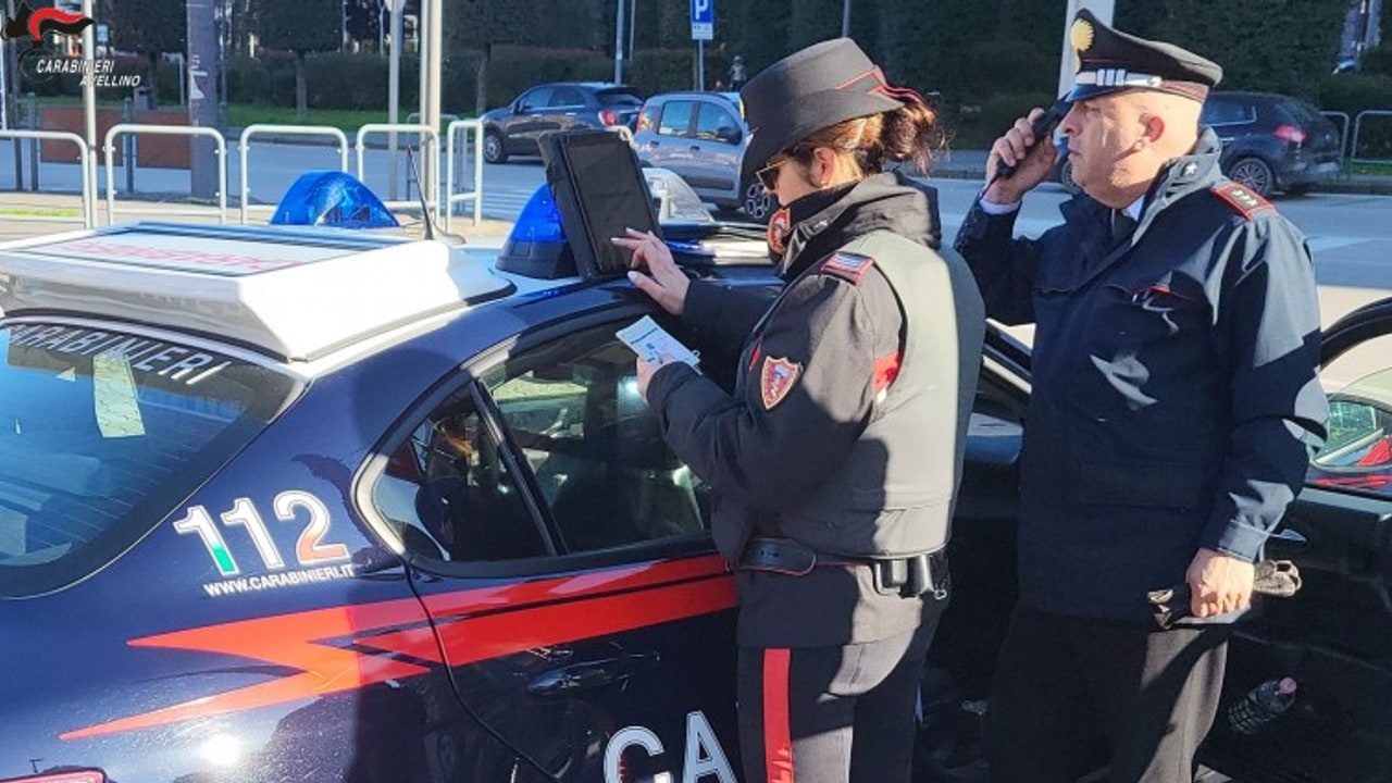 Avellino, pendolari del furto nei supermercati: i Carabinieri arrestano 3 rumeni