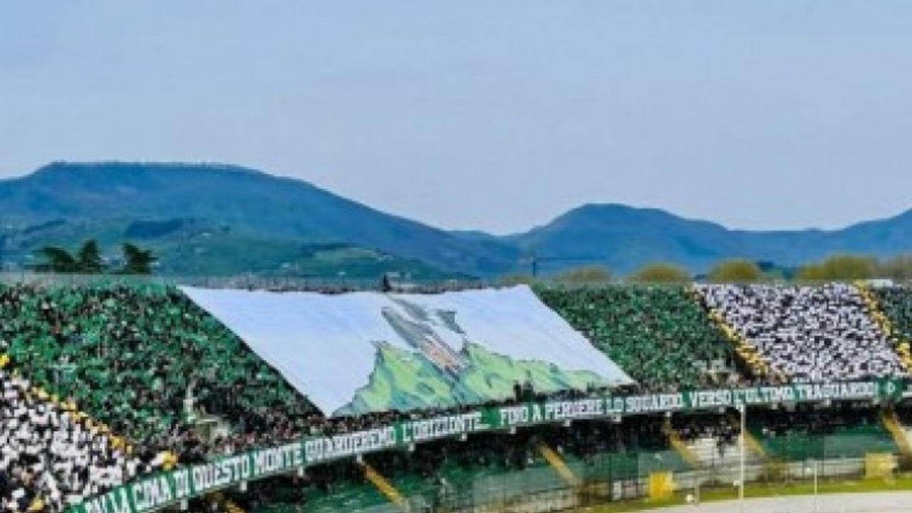 Sorrento-Avellino, domani alle 8 via alla vendita dei 1000 biglietti