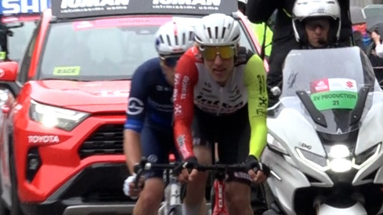 Avellino saluta il passaggio del Giro d'Italia