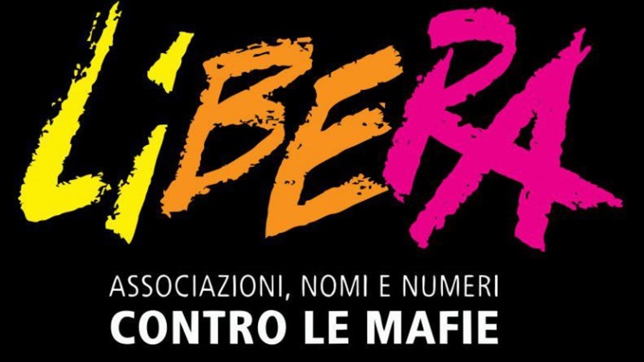 Libera Avellino, mercoledì flashmob contro la corruzione davanti alla Villa comunale