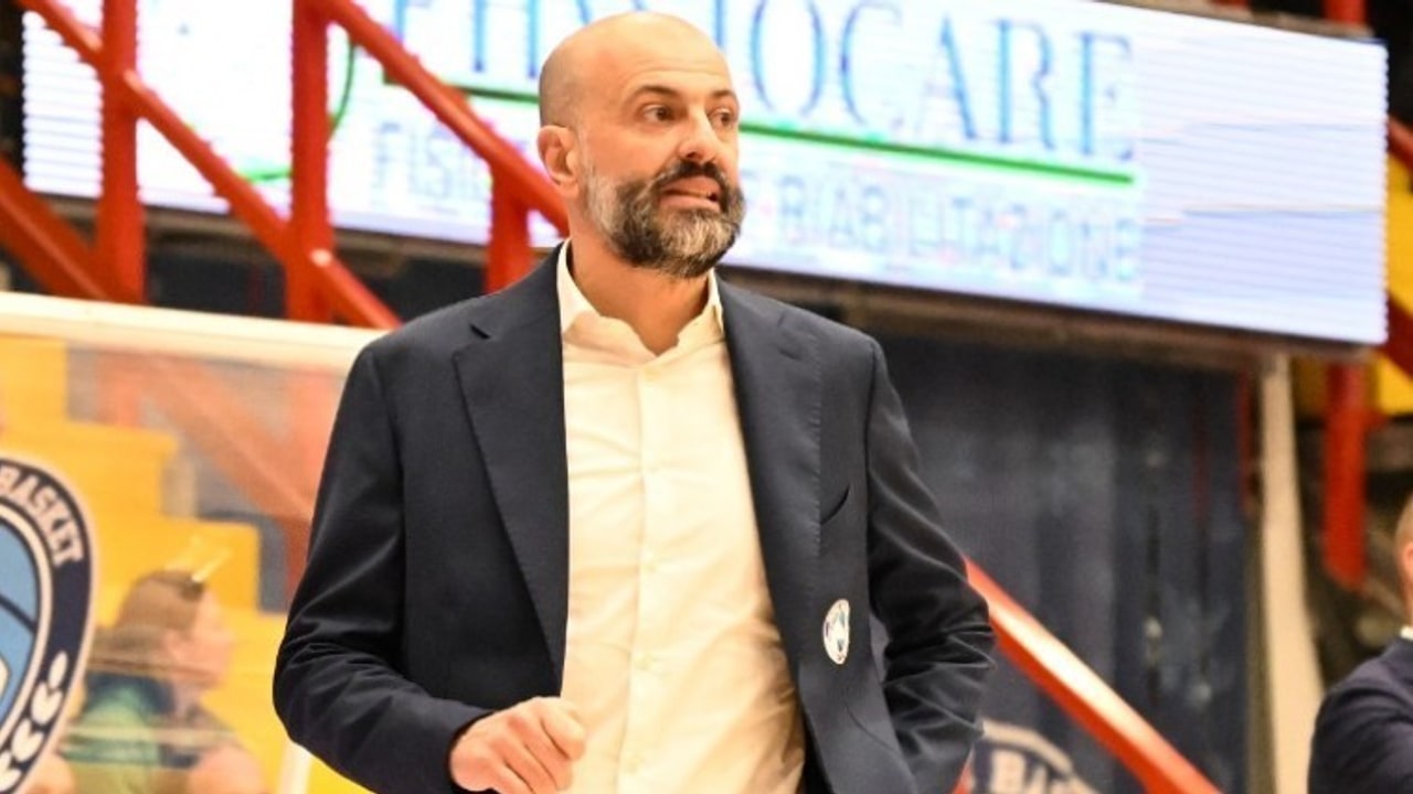 Avellino Basket ai dettagli con Buscaglia