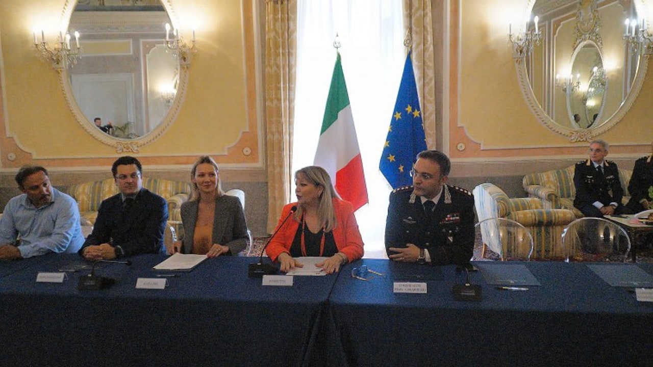 Sicurezza urbana, firmati i Patti tra Prefettura e 33 Comuni della provincia