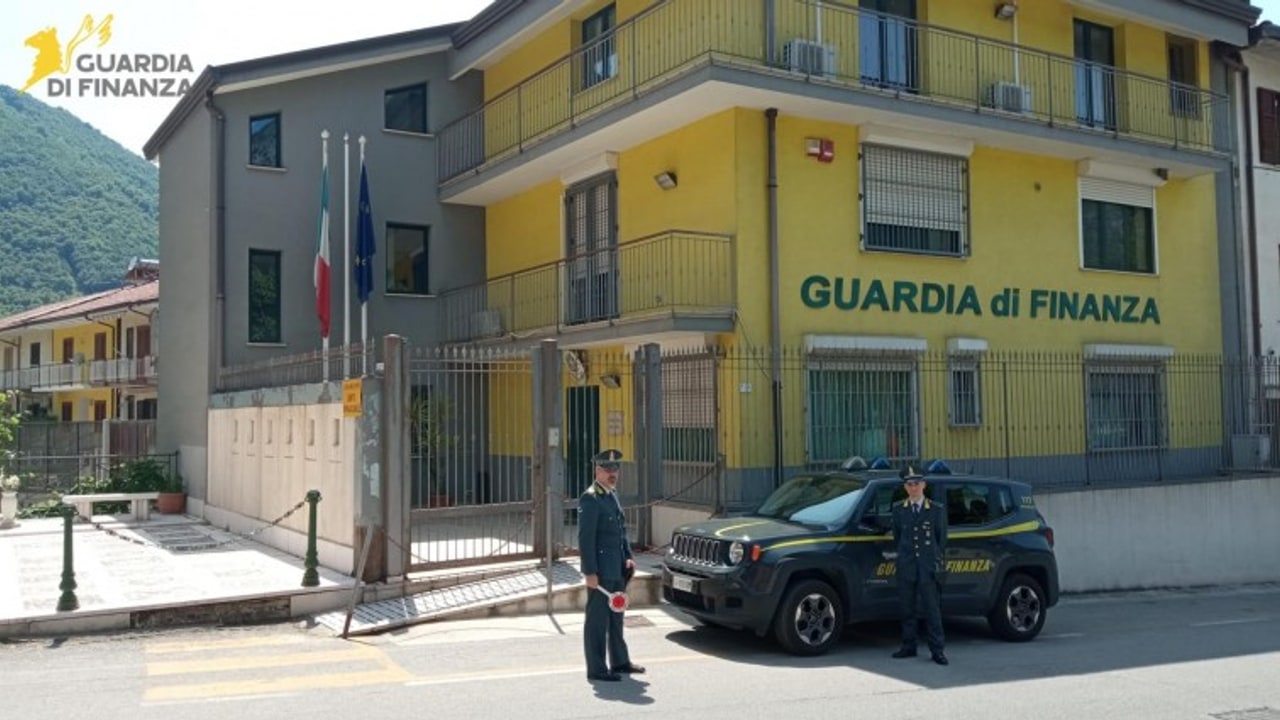 Solofra, frode fiscale nel polo conciario: sette misure cautelari