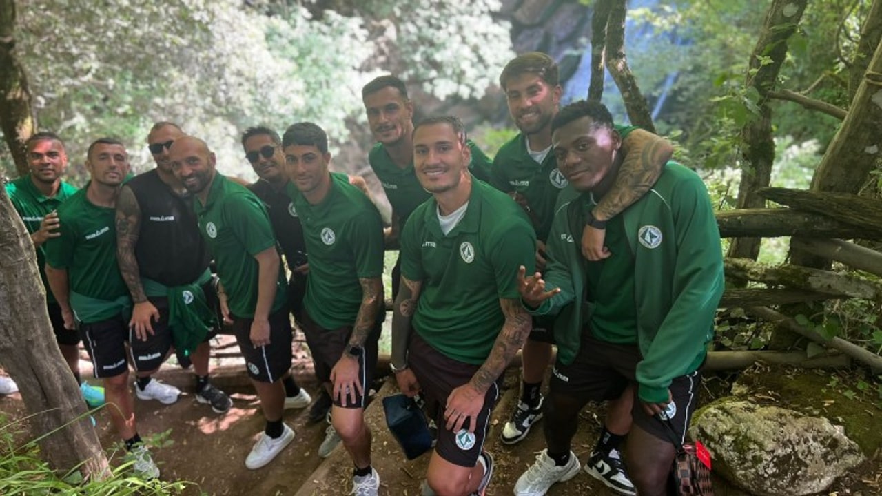 Pomeriggio di relax per l'Avellino con visita alle cascate di Montella