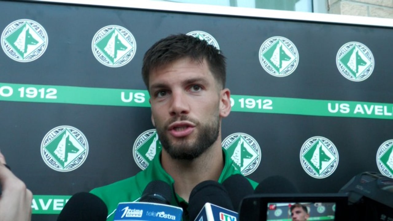 Simic: "Ho visto video meravigliosi dei tifosi. Dobbiamo portare l'Avellino sempre pi&ugrave; in alto"