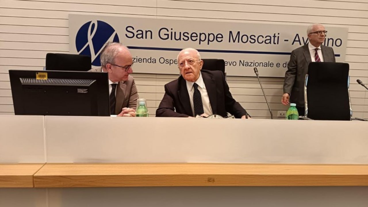 De Luca al Moscati: "Campania vittima di un ricatto politico. Faremo ricorso alla magistratura"