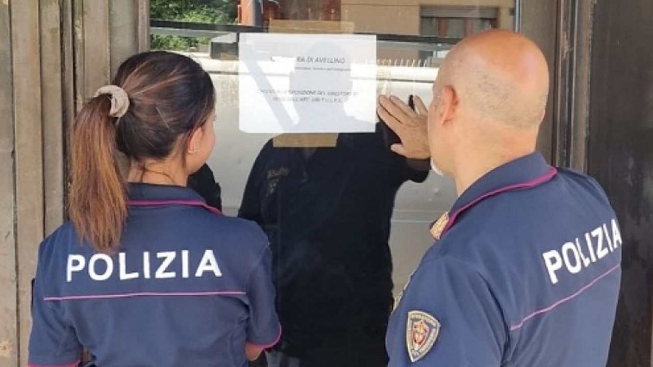 Avellino, stretta della Questura: chiusi 2 locali pubblici e 18 fogli di via