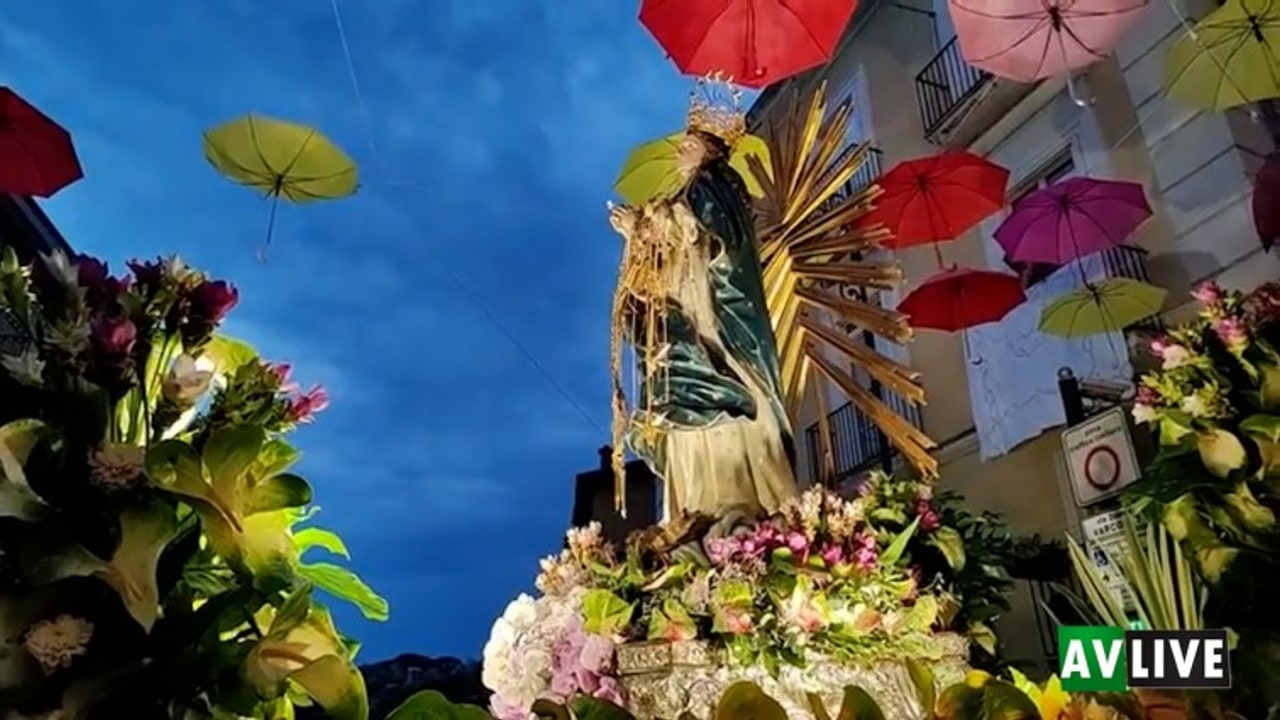 Avellino, la solenne processione della Madonna Assunta tra fede e tradizione