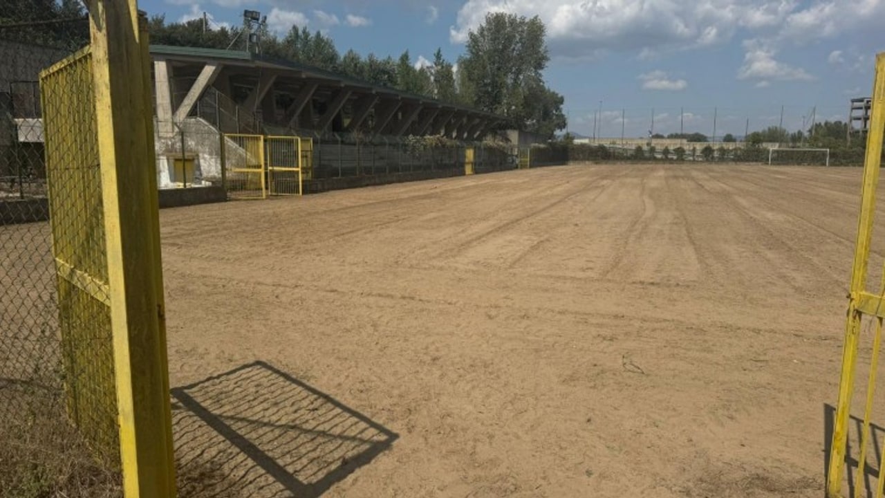 L' Associazione "Per Borgo Ferrovia" restituisce al quartiere il campo sportivo abbandonato
