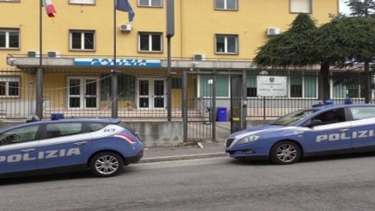 Ariano Irpino, poliziotto di 44 anni si toglie la vita: sconvolti i colleghi
