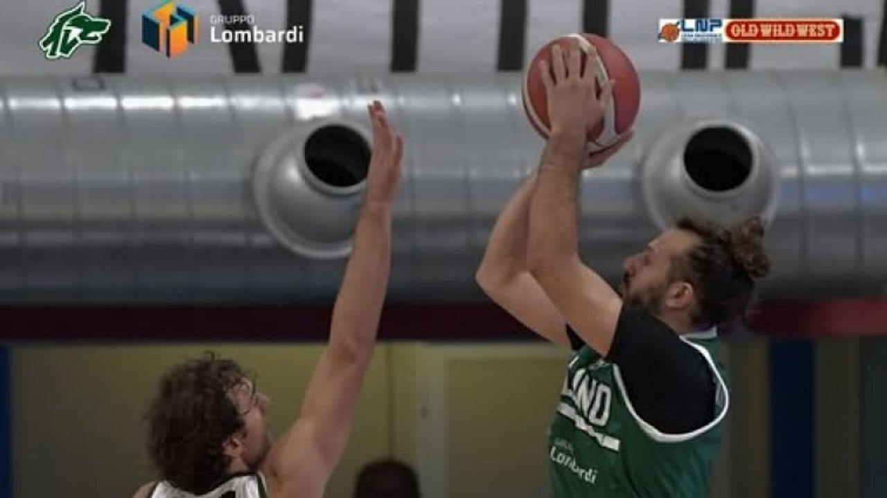Mussini e Zerini trascinano l'Avellino Basket a Rieti: esordio vincente per il team di Buscaglia