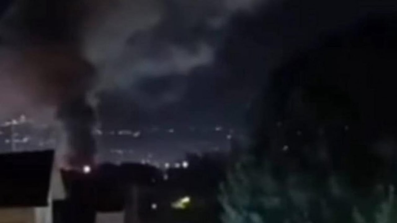 Avellino, incendio alla CoFren: nube di fumo nero ed aria acre a Pianodardine