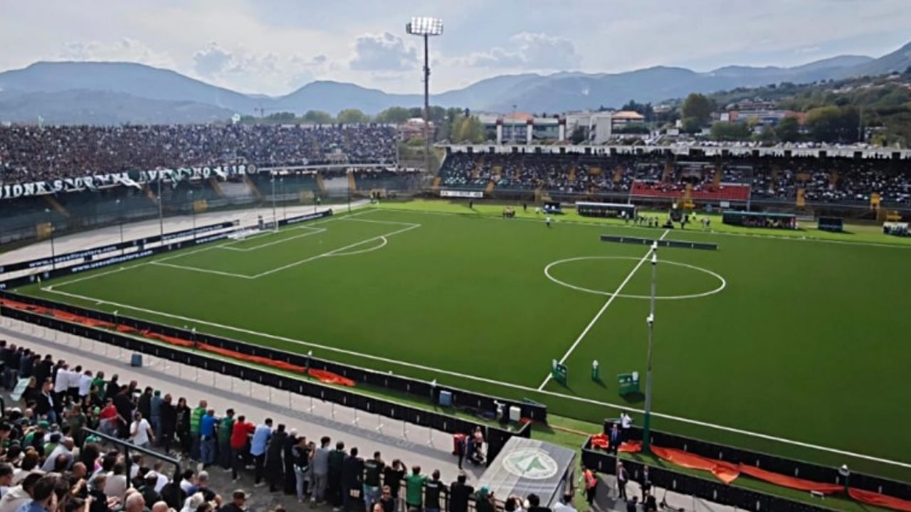 Biasci e Kumi gol, Virtus Entella al tappeto: l'Avellino cala il tris e vola