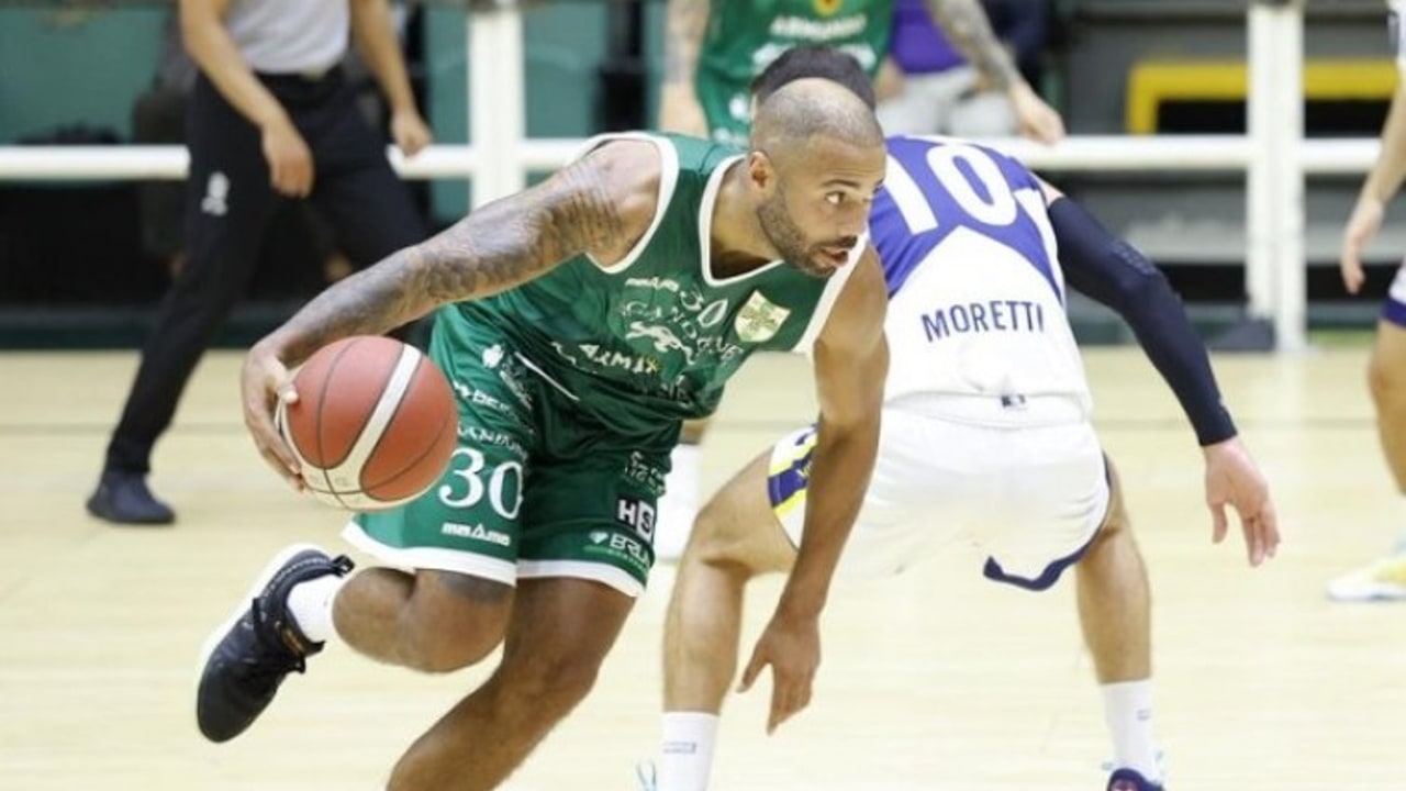 Scandone, il Basket Ferentino Ferentino si ritira: turno di riposo per i biancoverdi