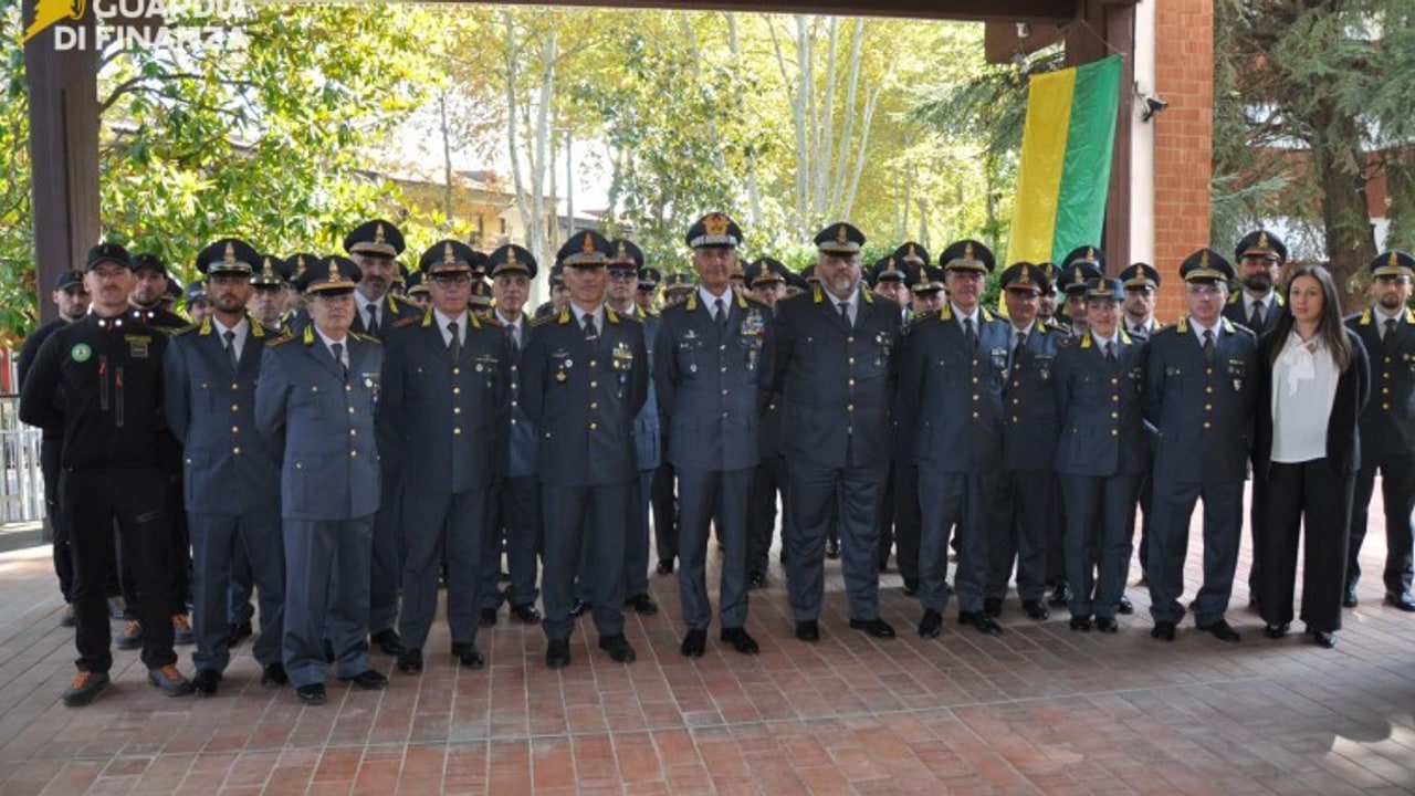 Guardia di Finanza, visita del Comandante Interregionale dell'Italia Meridionale al Comando provinciale di Avellino