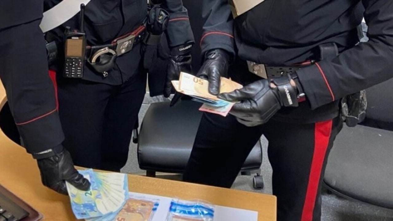 Cassano Irpino, banconote false alla Sagra della Castagna: 41enne denunciato