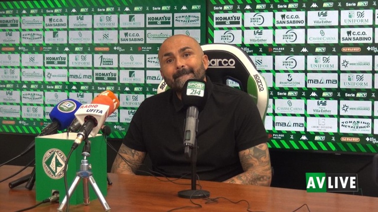 Biancolino: "Sono arrabbiato. Salvo solo il coro dei tifosi a fine gara e l'esordio di Tutino"