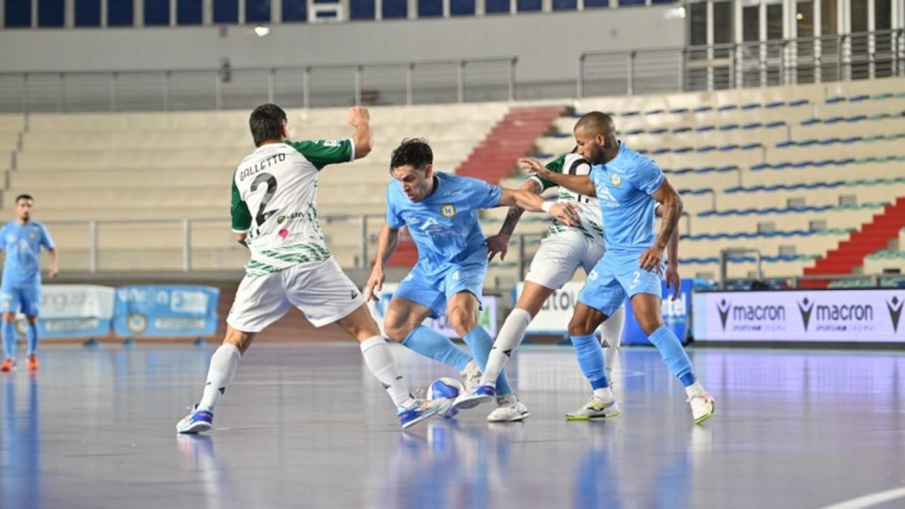 Sandro Abate, il derby &egrave; amaro: il Napoli Futsal vince per 5-1