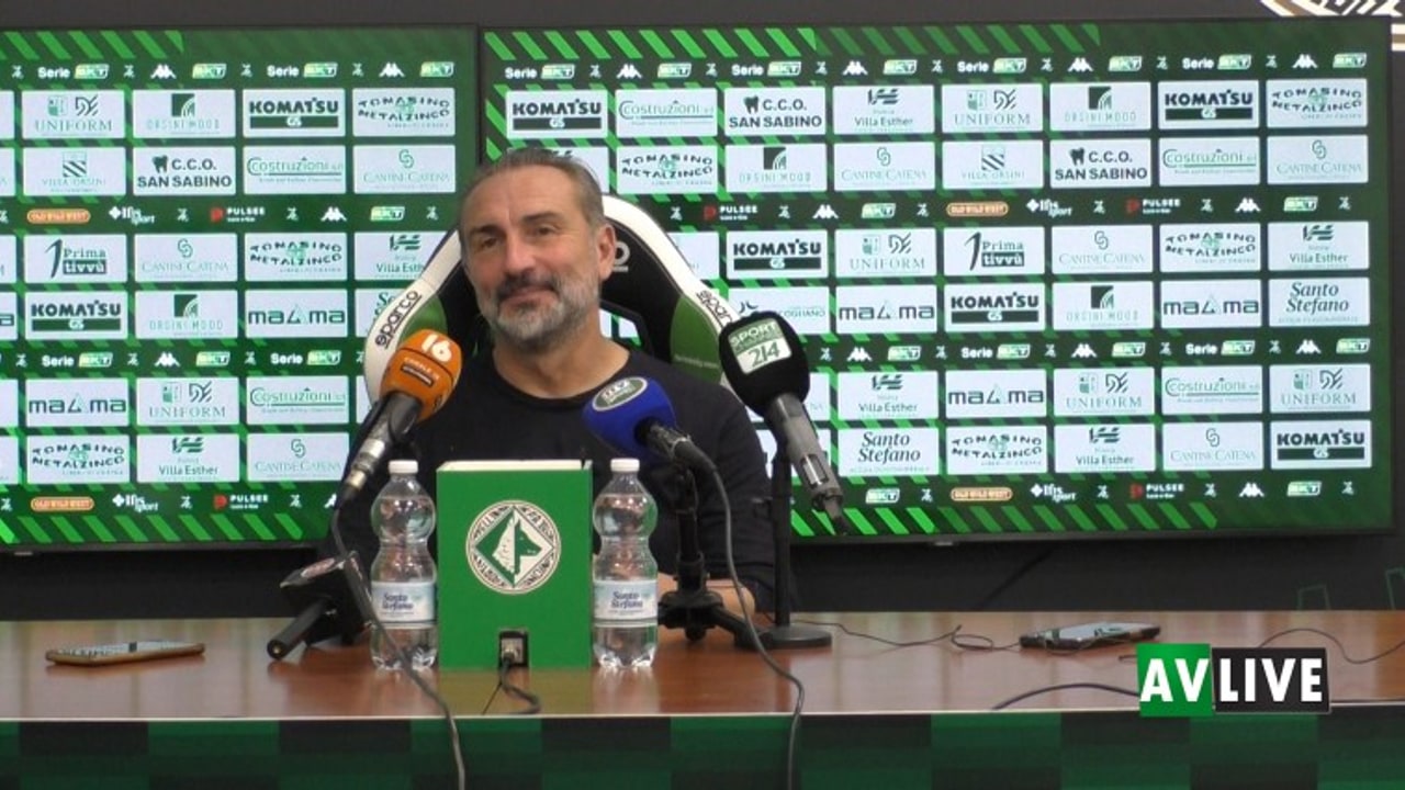 Dionigi: "Puniti sui calci piazzati. Rigore? C'era un fallo per noi"